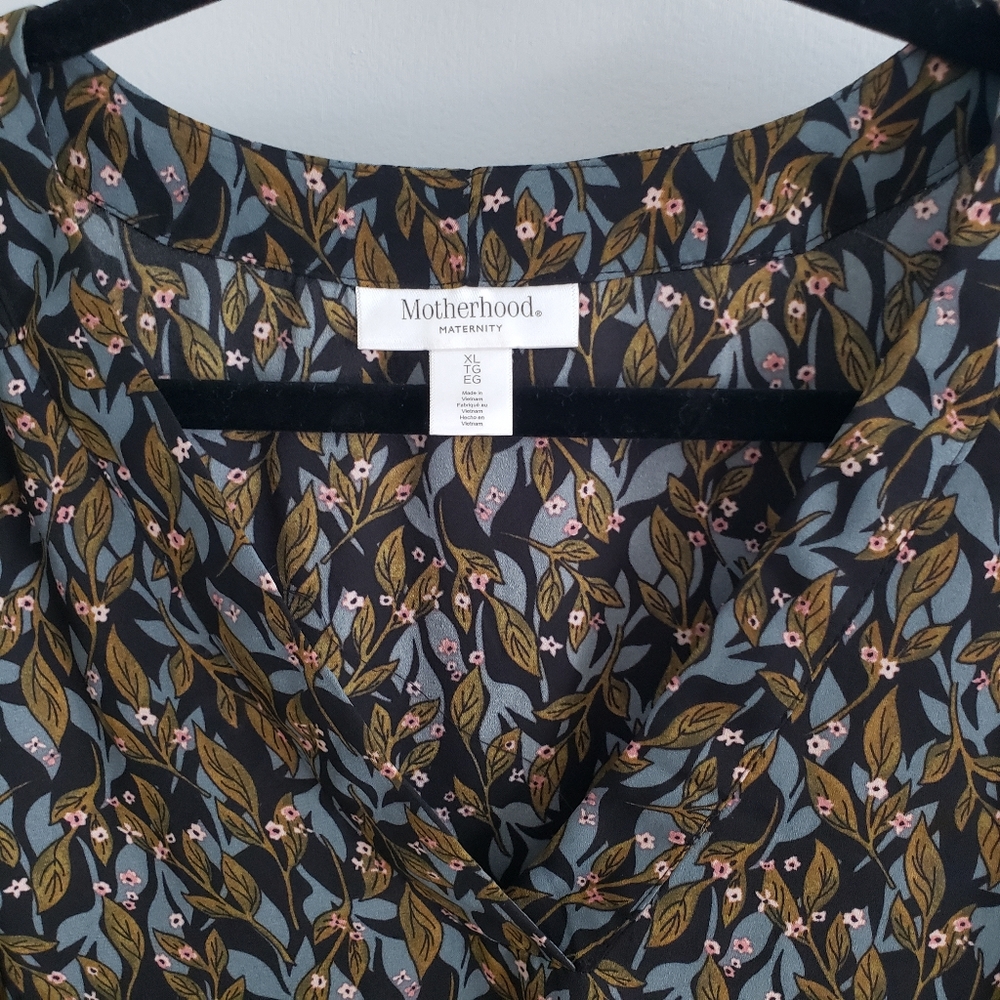 Motherhood Maternity silly blouse with tie